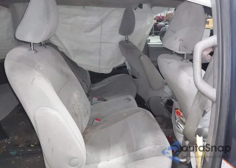 2015 Toyota Sienna Le 8 Passenger from USA, damaged, VIN 5TDKK3DC7FS663029